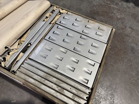Sonstige NIRO Jauchenrinnenabdeckungen 500x200x25 