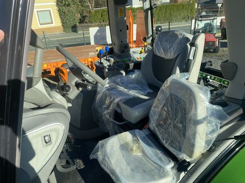 Deutz Fahr 6160 POWERSHIFT (Stage V)