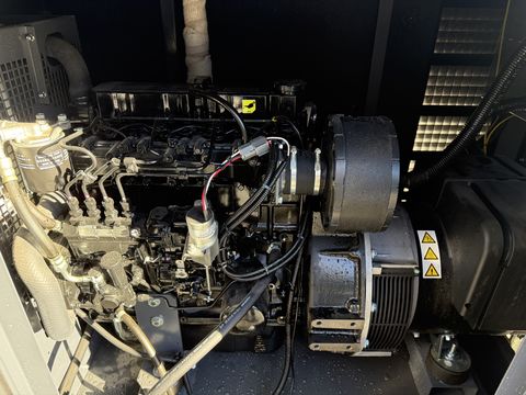 Sonstige FD 32 M-ST mit Mitsubishi Motor und Steckdosen