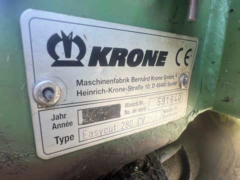 Krone Easy Cut 280 CV mit Stahlzinkenaufbereiter