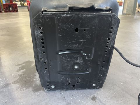 Grammer MSG95G/721 mit DEUTZ-FAHR Logo