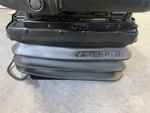 Grammer MSG95G/721 mit DEUTZ-FAHR Logo