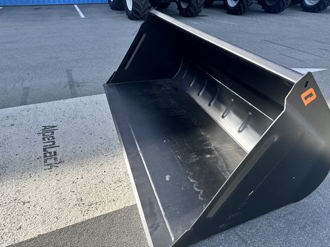 Quicke Volumenschaufel VL 225 mit Euroaufnahme