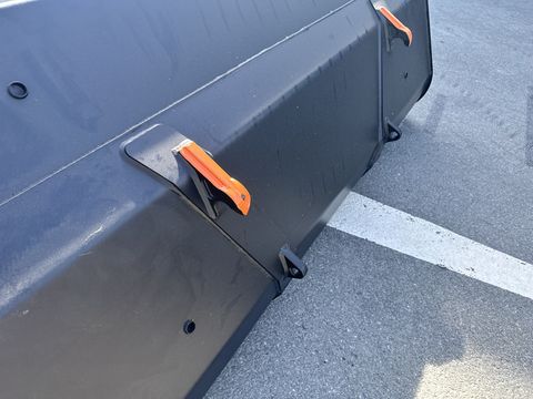 Quicke Volumenschaufel VL 225 mit Euroaufnahme