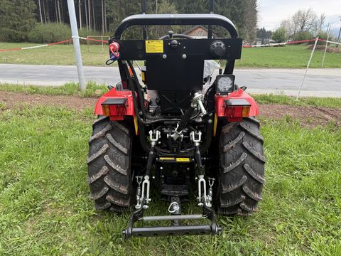 Antonio Carraro Panther 26H Kompakttraktor mit Mitsubishi Motor