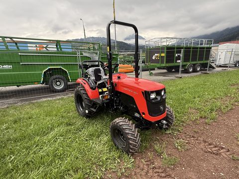 Antonio Carraro Panther 26H Kompakttraktor mit Mitsubishi Motor