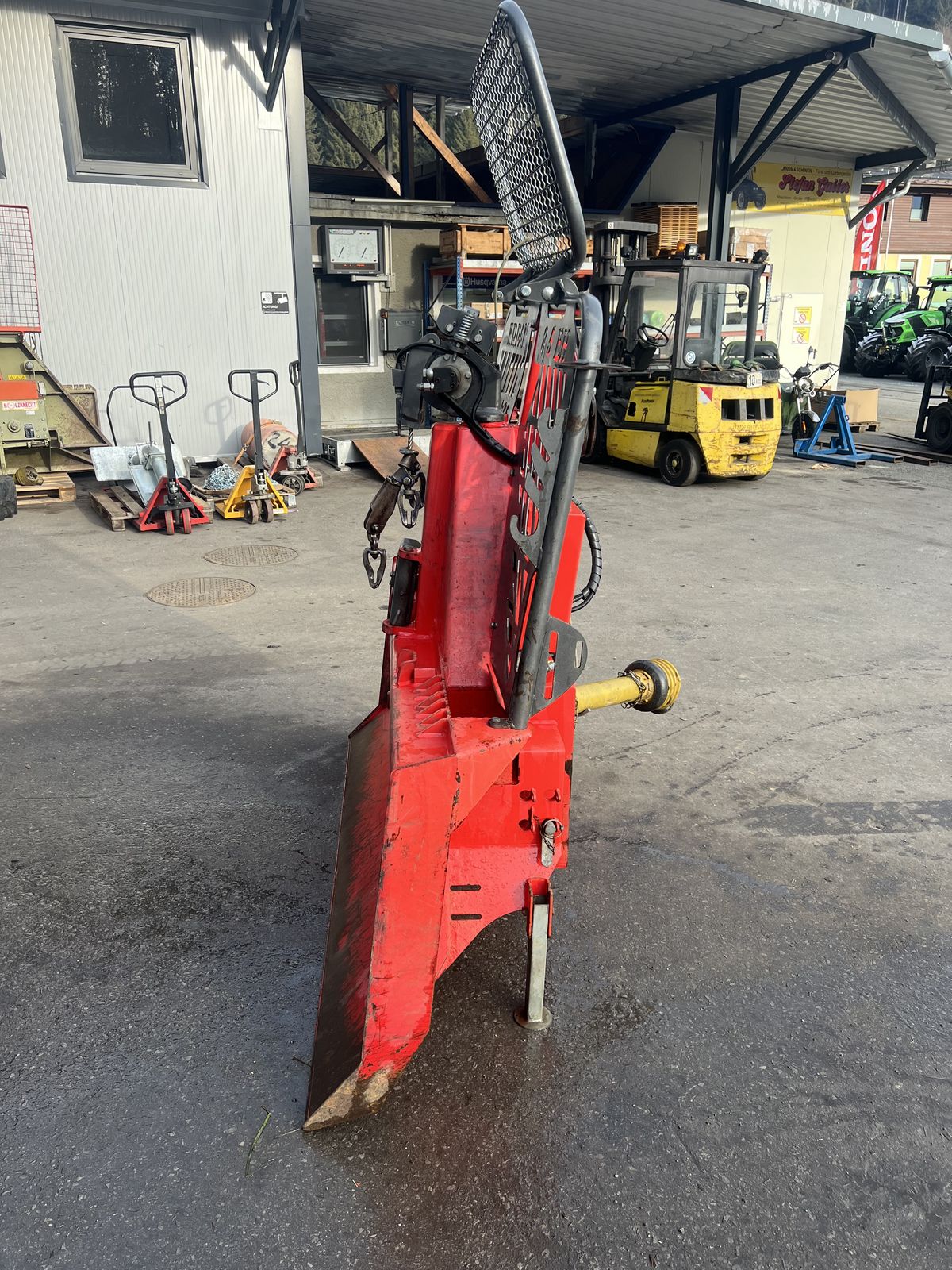 Krpan 8,5 EH-2m mit Seilausstoß und Funk 3