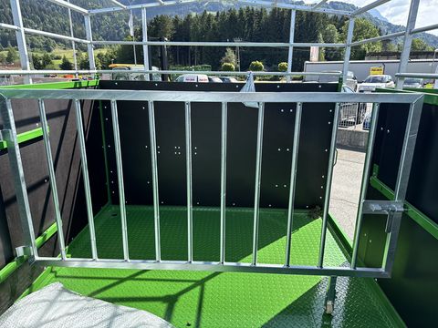 Pronar Viehanhänger T046 (Kurier 6) Top Ausstattung