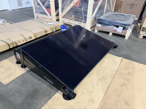 Husqvarna Solar Charger