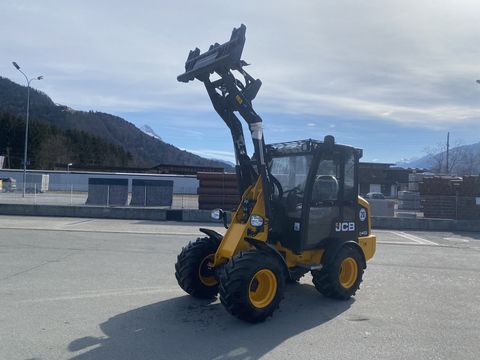 JCB 403 Agri