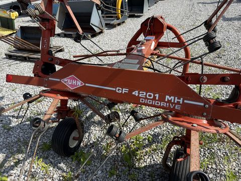 Kuhn GF 4201MH