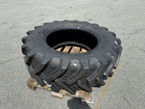 BKT AGRIMAX 420/70R28