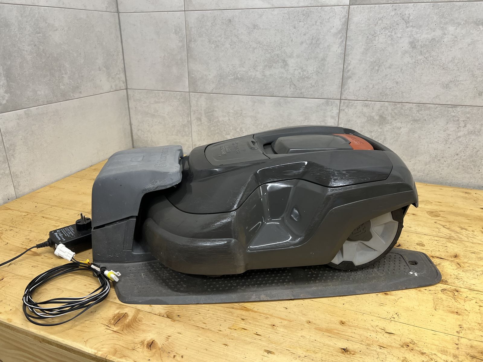 Husqvarna Automower 310 1