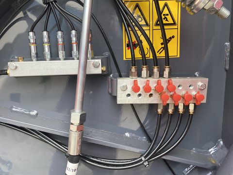 Metal-Fach Z 562 RN  Bergausführung Schneidwerk Bremse