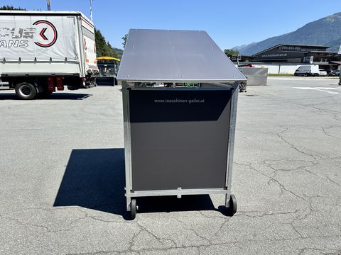 Patura Kälber-Auto MAXI, Kälberbox mit Dach
