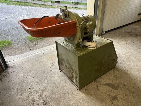 Sonstige OMAS Getreidemühle