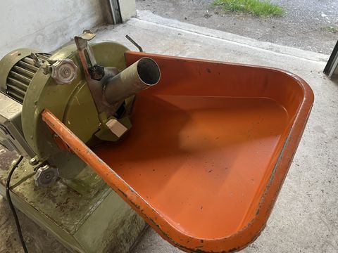 Sonstige OMAS Getreidemühle