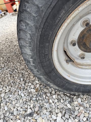 Sonstige Anhänger mit Rungen