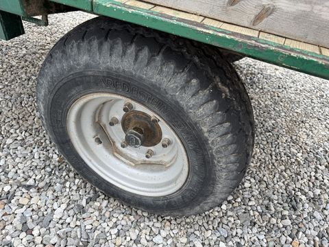 Sonstige Anhänger mit Rungen