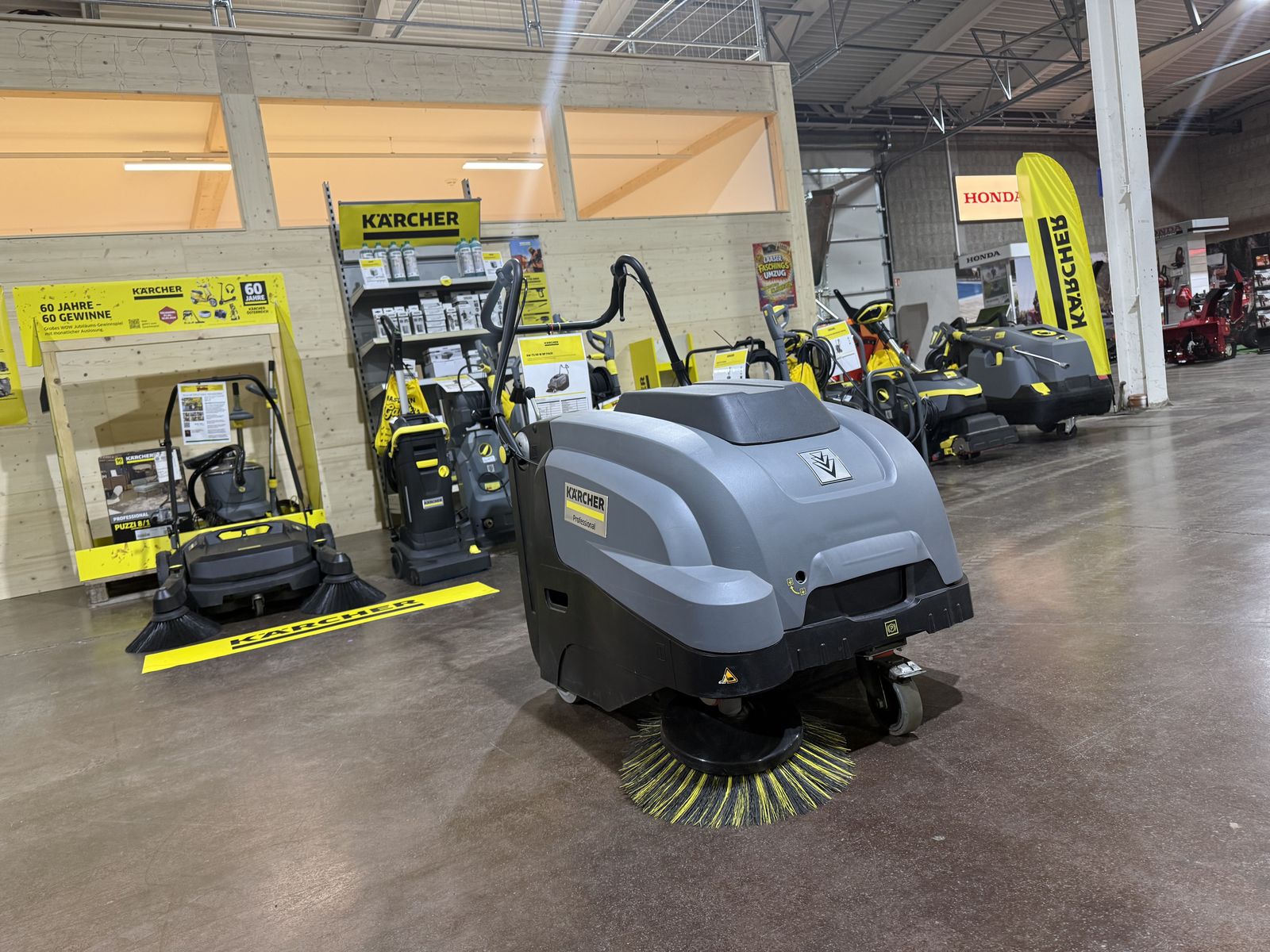 Kärcher KM 75/40 W BP Pack Kehrsaugmaschine 2