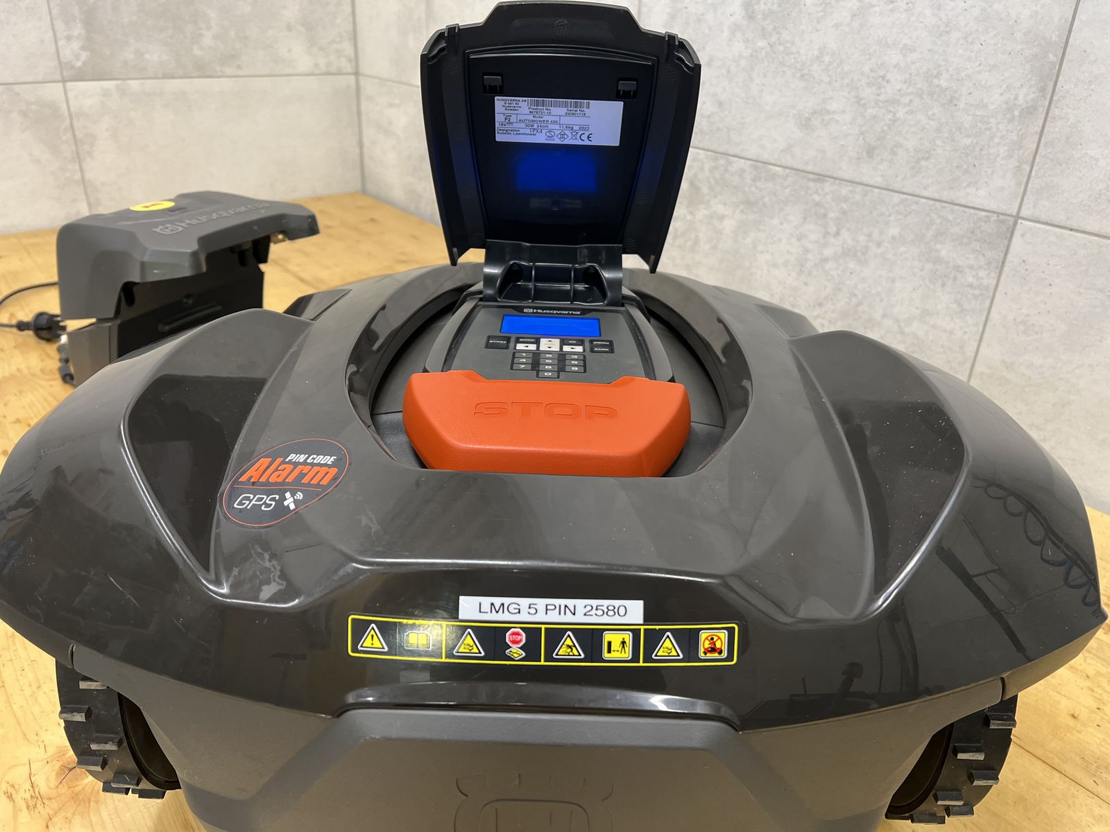 Husqvarna Automower 420 mit Connect  1