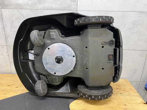 Husqvarna Automower 420 mit Connect 