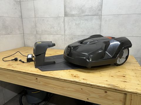 Husqvarna Automower 420 mit Connect 