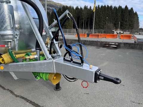 Bauer  V63 Vakuumfass mit 6250 Liter Inhalt