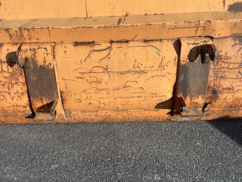 Hauer Leichtgutschaufel lang 220 cm mit Euroaufnahme