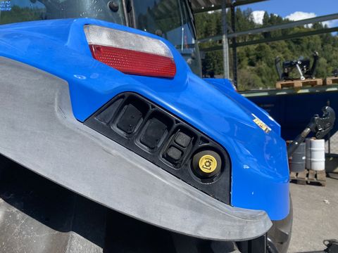 New Holland T 5.95