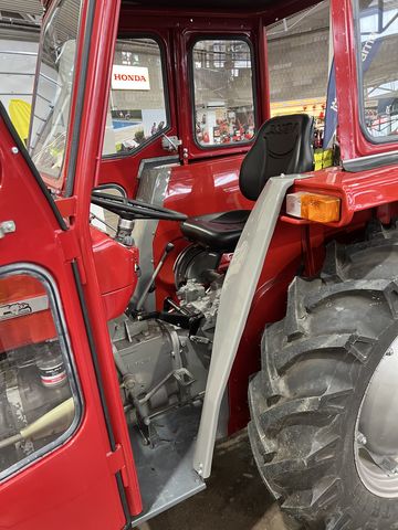 Massey Ferguson 135