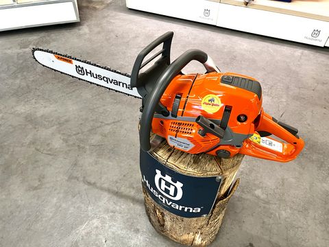 Husqvarna 560 XP mit 45cm Schwertlänge