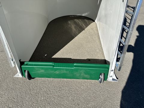 Patura Kälberiglu/Kälberhütte Comfort mit Umzäunung