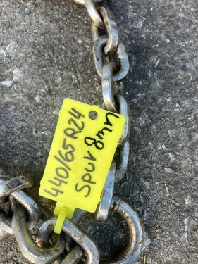 Sonstige Doppelspurketten 440/65R24