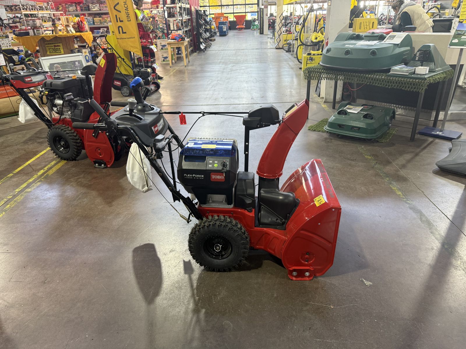 Toro Power Max V60 e26 Schneefräse mit Akkuantrieb 2