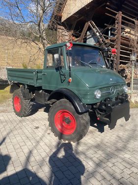 Mercedes Unimog 406 