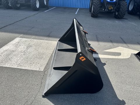 Quicke Volumenschaufel VS 220 mit Euroaufnahme