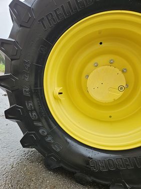Trelleborg Kompletträder zu John Deere, Fendt 300 u. 500