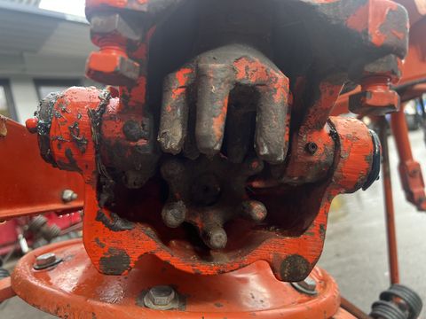 Kuhn GF 4201 MH