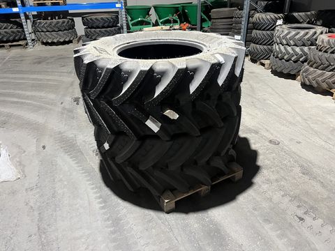 BKT 540/65R28 RT657