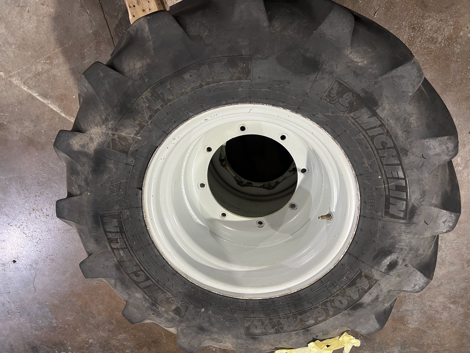 Michelin Steyr Multi 600/60R30 u. 440/65R20 2