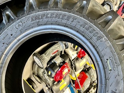BKT IMPLEMENT-AS504 Reifen 10.0/75-15.3