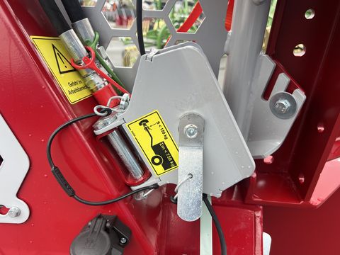 Tajfun Tajfun EGV65 AHK SG mit HAFO-Hilfswinde