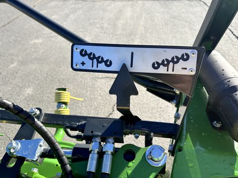 Krone Vendro 1020 Kreiselzettwender 