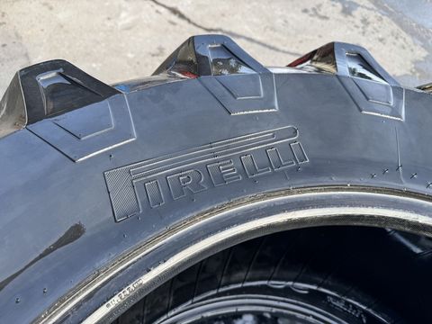 Pirelli 420/70-R30 TM700 ca. 50% guter Zustand
