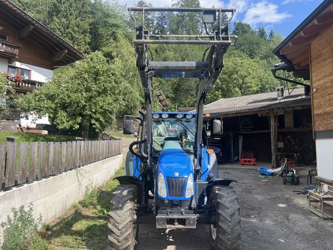 New Holland T5040