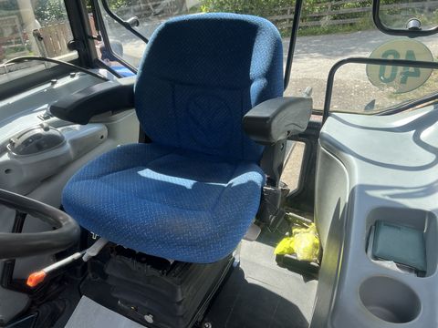 New Holland T5040
