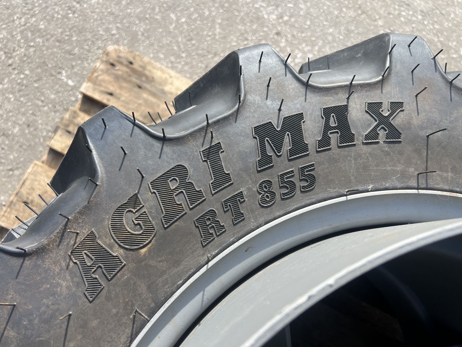 Trinker Zwillingsräder 210/90R20 zu 280/70R20 3