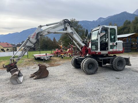Takeuchi TB175W Mobilbagger mit Powertilt