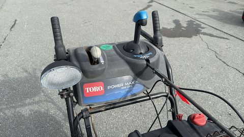Toro PowerMax 1128 OHXE Schneefräse